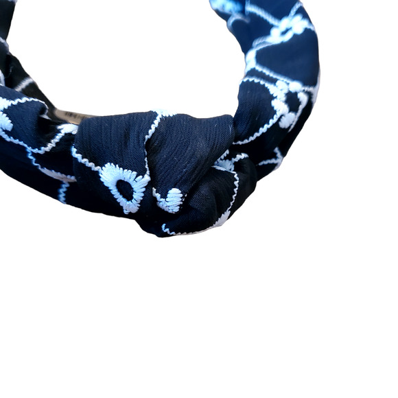 TORRID EMBROIDERED TOP KNOT HEADBAND - BLACK & WHITE - Picture 8 of 9